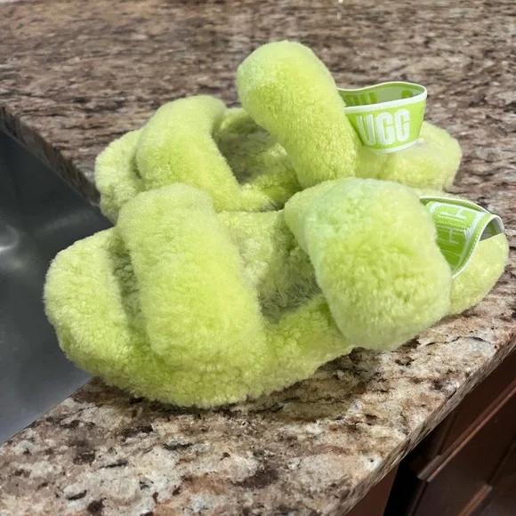 Girls size 13 Ugg fur slides neon green/yellow - Picture 1 of 3